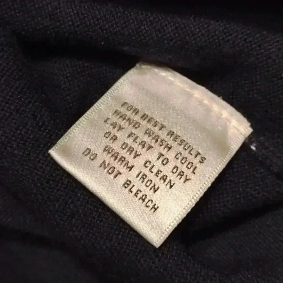 Peter Millar navy merino wool v neck pullover sweater - Picture 4 of 4